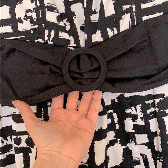 AGB Black/White Dress with Belt - Picture 2 of 4